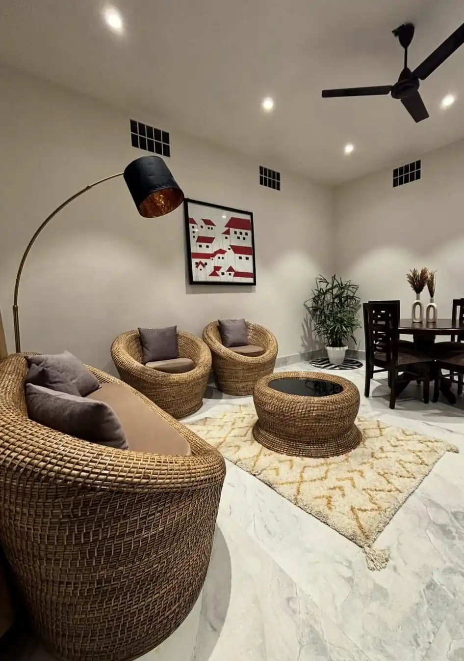 Interior wall painting work in Gomti Nagar Lucknow by RDBPL